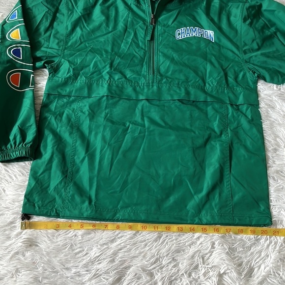 Champion Women’s Packable windbreaker Jacket in Emerald Green size Small - Picture 6 of 11